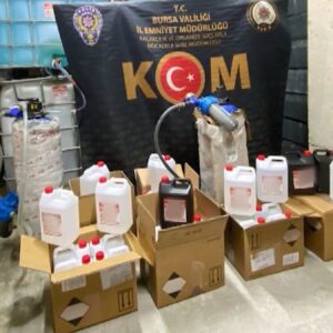 Bursa’da binlerce litre etil alkol ele geçirildi