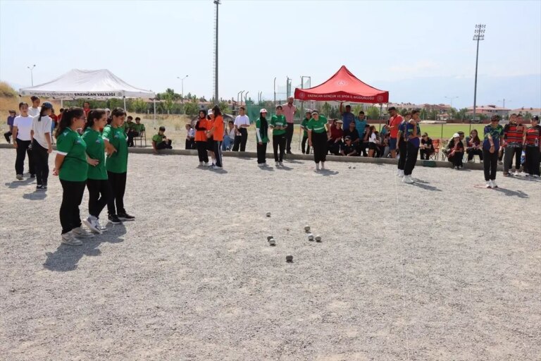 bocce-musabakalari-erzincanda-basladi-jmMFPXzk.jpg