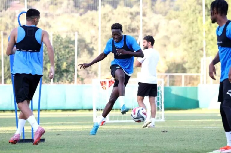 bodrum-fk-serikspora-hazir-FkO4K271.jpg