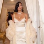 kim-kardashian-omuz-yirtigi-ve-kronik-sirt-agrisini-kok-hucre-tedavisiyle-yendi-x8zpdpIv.jpg