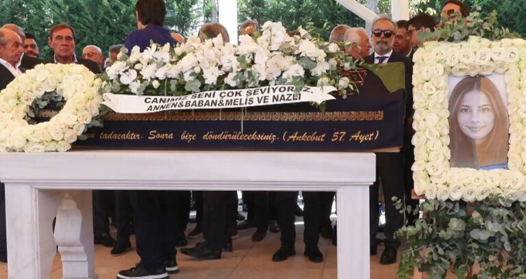 unlu-is-insaninin-kizi-son-yolculuguna-ugurlandi-59Gd8PFs.jpg