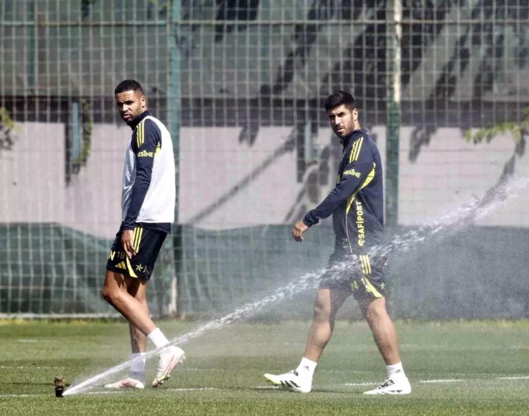 fenerbahce-kasimpasa-macina-hazirlaniyor-FxgDEpsq.jpg