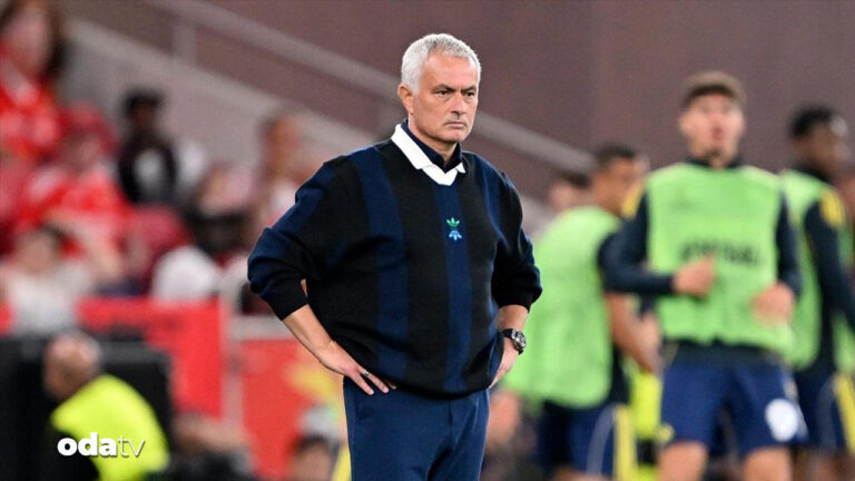 jose-mourinhodan-surpriz-hamle-benficayla-anlasti-Us8n3Hrr.jpg