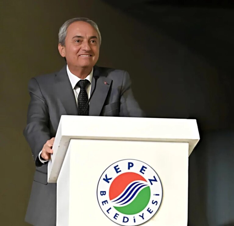 kepez-belediye-baskani-kocagoz-15-yilda-gerceklestirilen-projeleri-ve-borclari-degerlendirdi-Z2wygrup.jpg