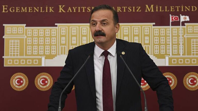 agiralioglu cumhurbaskani disime gore bir muhalefet bulamadim diyordu biz disimize gore bir iktidar bulduk XNEI2urm.jpg