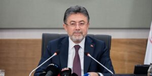bakan yumakli 1 yilda 550 milyon fidan toprakla bulusacak 44GjCbiu.jpg