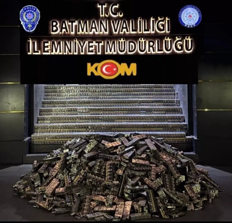 batmanda 31 bin paket kacak sigara ele gecirildi MprECDNT.jpg