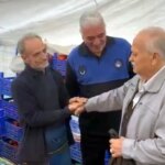 durust-pazarci-kaybolan-cuzdani-sahibine-teslim-etti-UHMd8Uxk.jpg