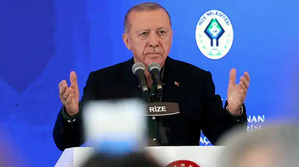 erdogan-ozgur-ozeli-gazze-uzerinden-hedef-aldi-chp-genel-baskaninin-bir-ozur-borcu-yok-mu-g1s8mfud.jpg