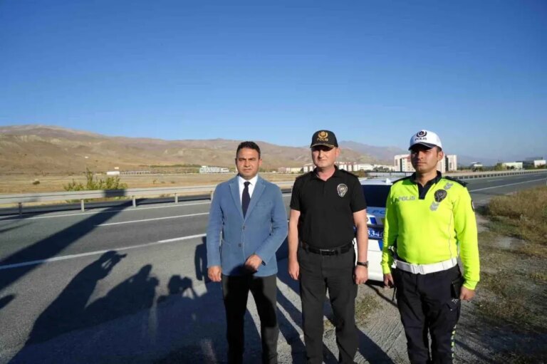 erzincanda-celik-bariyerler-trafik-kazalarini-sifira-indirdi-WRtl2GEg.jpg