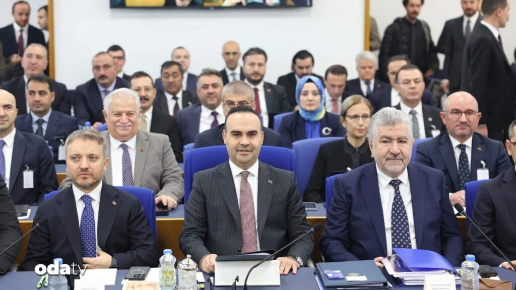 bakan kacirdan kaan motoru yaniti DAAFJFYG.jpg