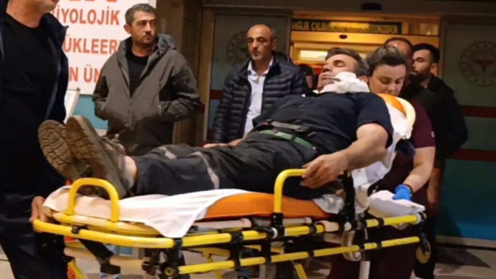 bursada romorkun kopan halat demiri bir kisinin yuzune saplandi yrT78H8n.jpg