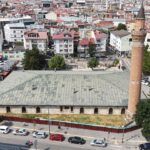 833-yillik-tarihi-caminin-restorasyonu-titizlikle-devam-ediyor-7RDvxv38