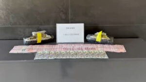 agrida-uyusturucu-operasyonunda-1-kilo-220-gram-skunk-ele-gecirildi-uUAZWLFv