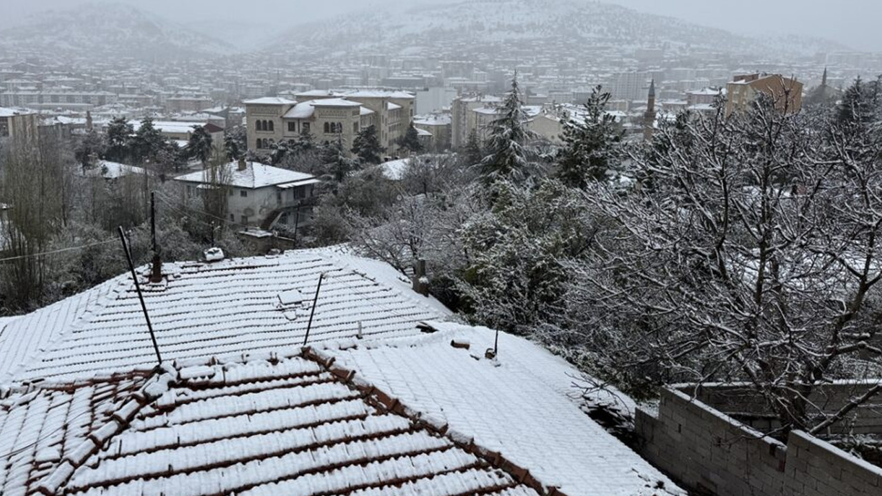 Mayıs Ayında Yozgat’ta Beklenmedik Kar Yağışı